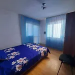 Vila In Zona Centrala Ferienhaus Craiova