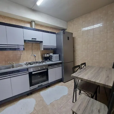 Vila In Zona Centrala 度假居 克拉奥华