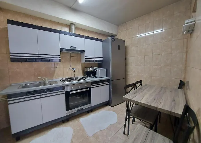 Vila In Zona Centrala Ferienhaus